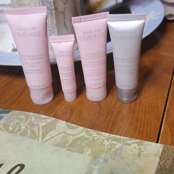 🧼TimeWise Miracle Set 3D "The Go Set"🧼 - Picture 2 of 6